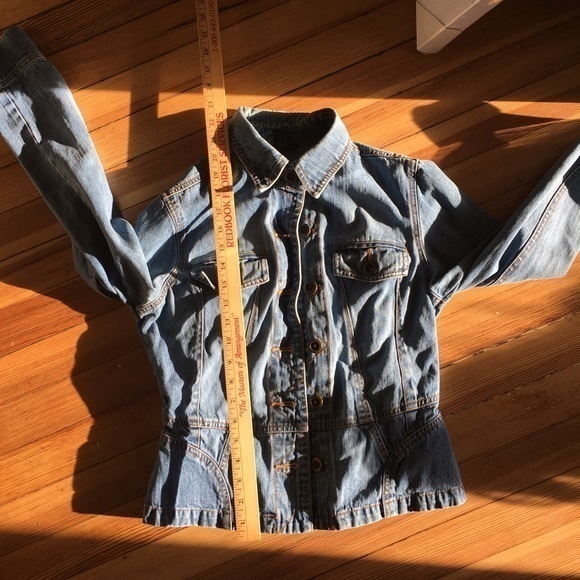 The Limited Jean jacket - Picture 4 of 9